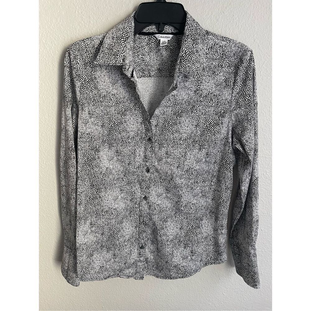 ❤️Calvin Klein Women’s Splatter Blouse